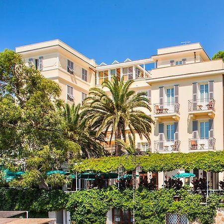 Hotel Beau Sejour Аласио Екстериор снимка